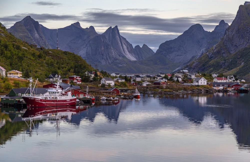 5 redenen waarom je een motorreis naar de Lofoten moet boeken